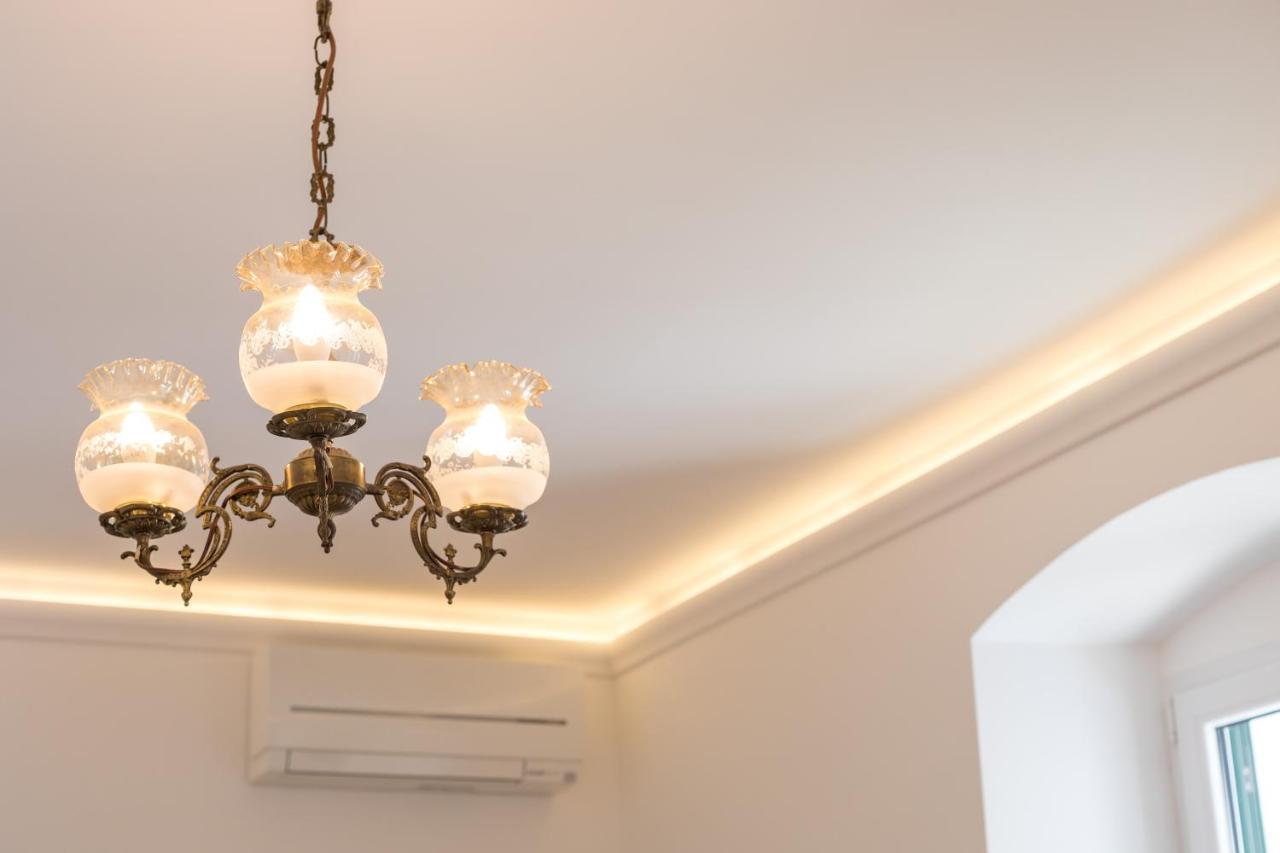 Maniva Old Town Luxury Rooms - Prime Spot By Riva Promenade Split Exteriér fotografie