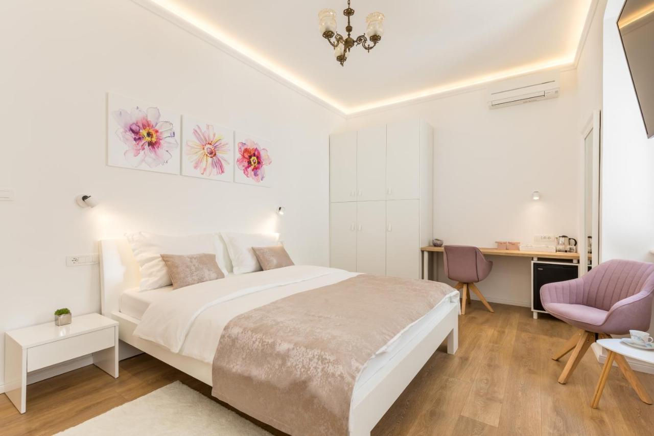 Maniva Old Town Luxury Rooms - Prime Spot By Riva Promenade Split Exteriér fotografie