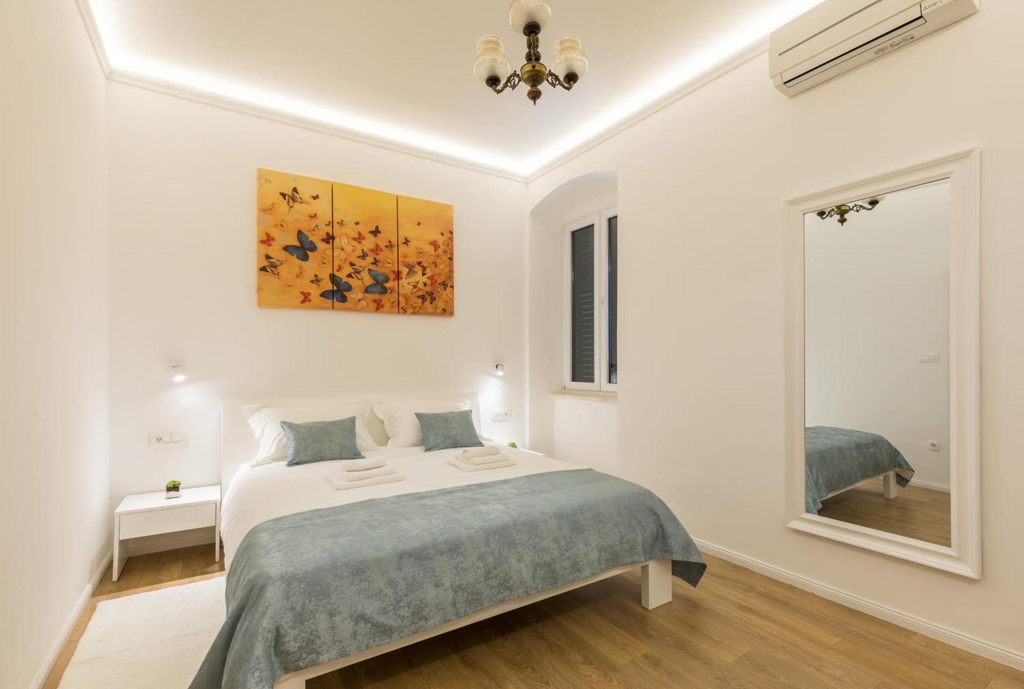 Maniva Old Town Luxury Rooms - Prime Spot By Riva Promenade Split Exteriér fotografie