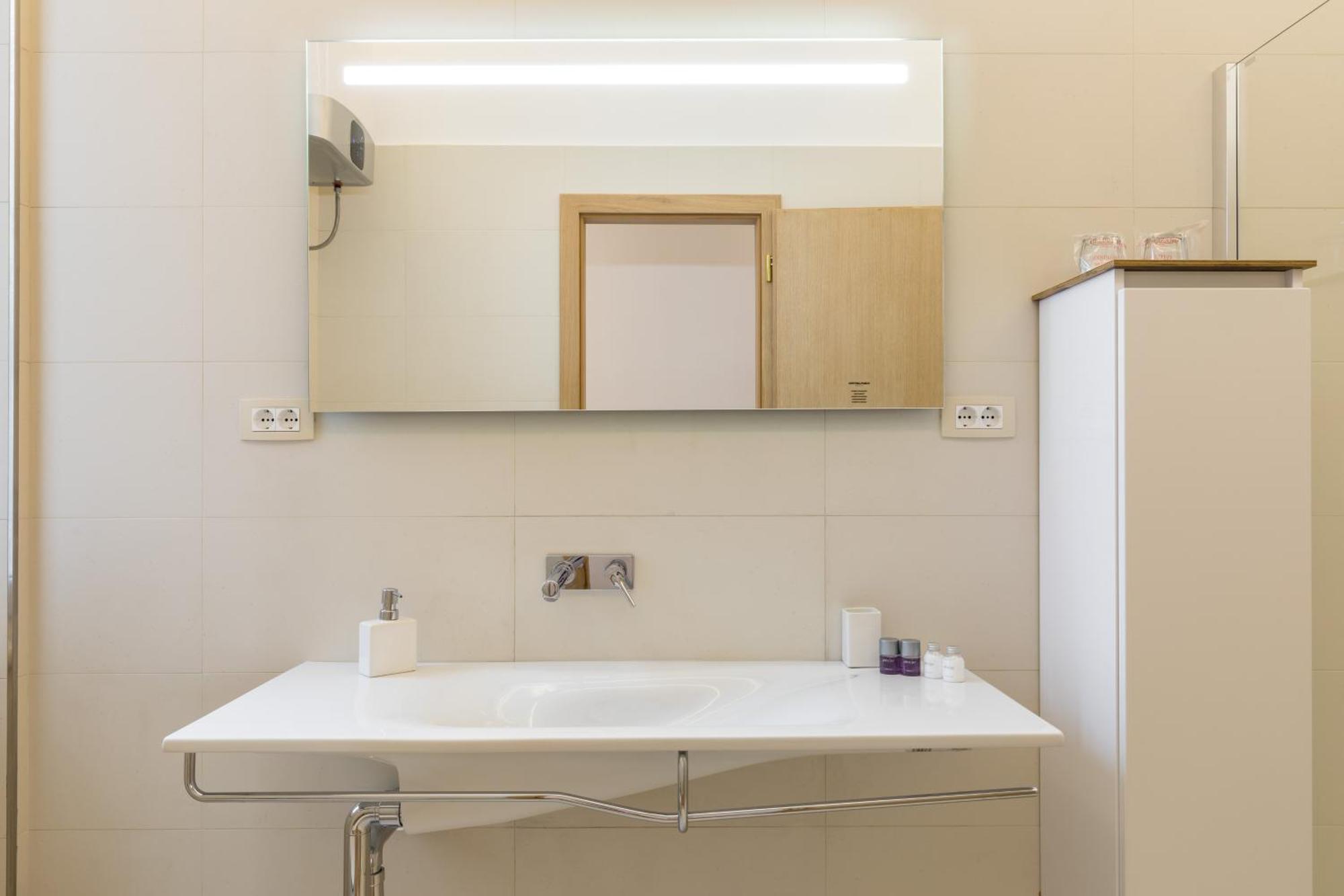 Maniva Old Town Luxury Rooms - Prime Spot By Riva Promenade Split Exteriér fotografie