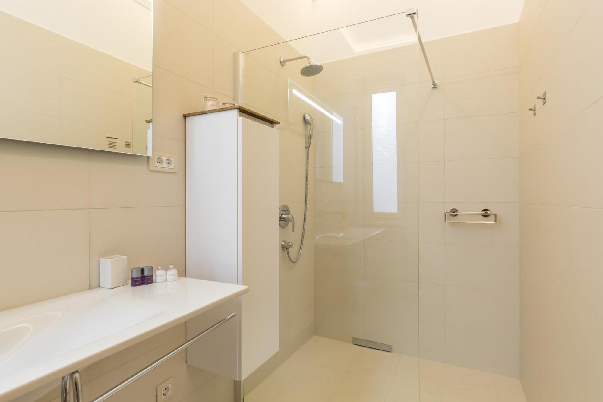 Maniva Old Town Luxury Rooms - Prime Spot By Riva Promenade Split Exteriér fotografie